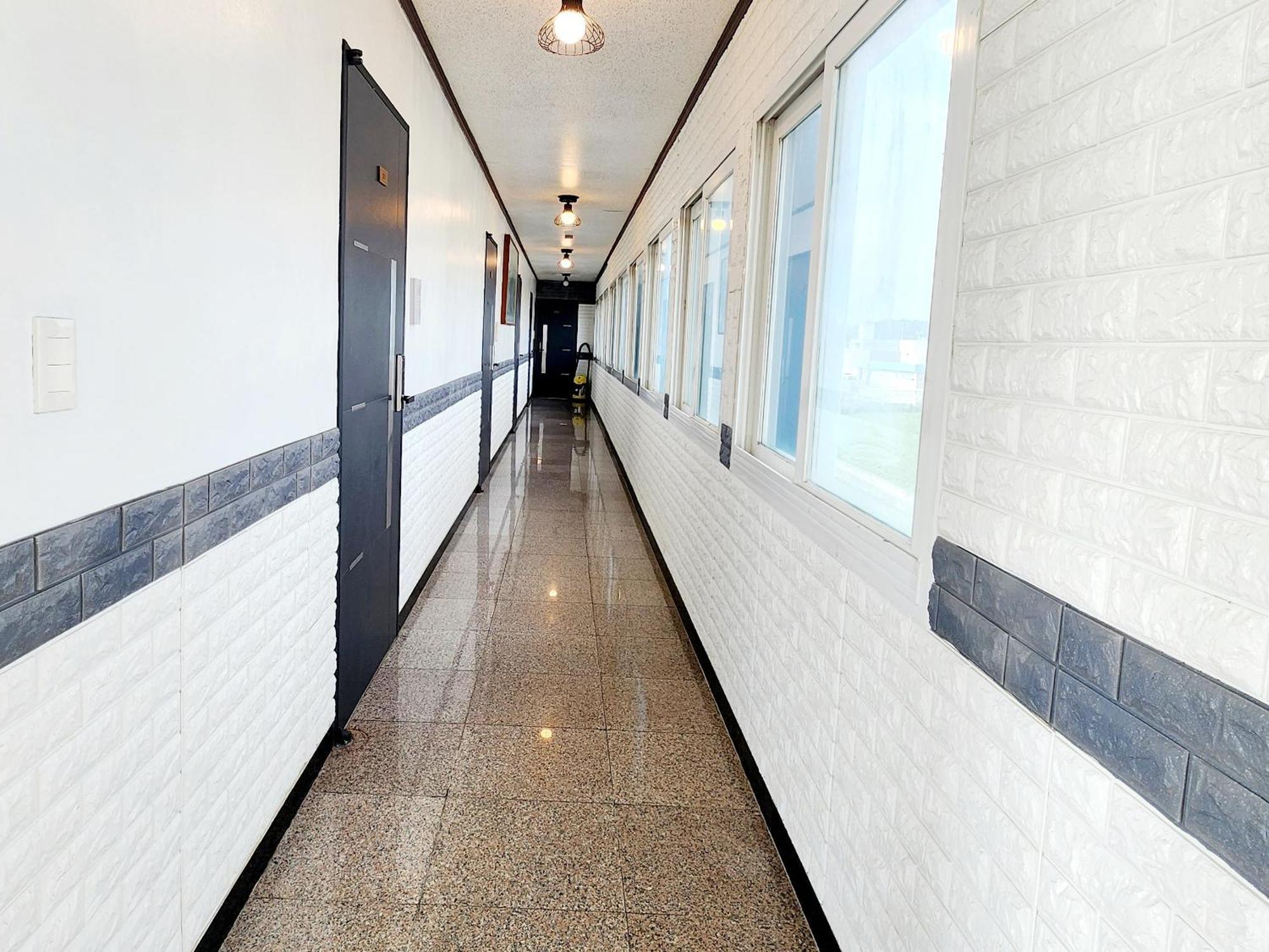 Preun Jeju Pension Seogwipo Ruang foto