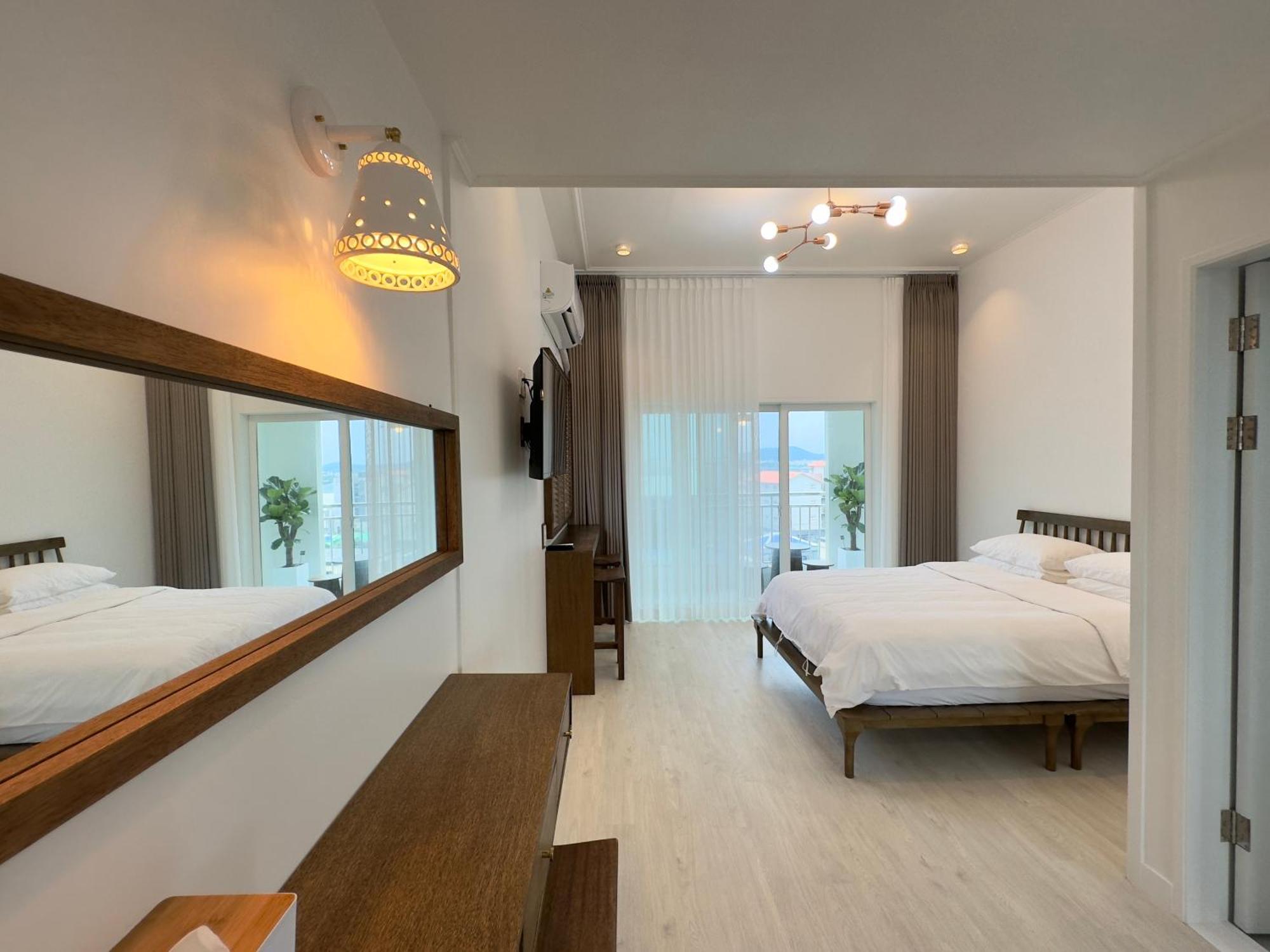 Preun Jeju Pension Seogwipo Bagian luar foto